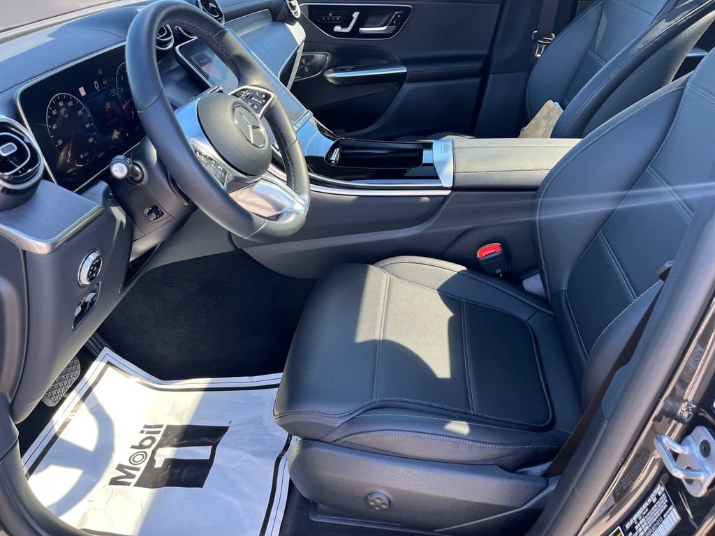 Used 2023 Mercedes-Benz GLC 300 4MATIC image 9