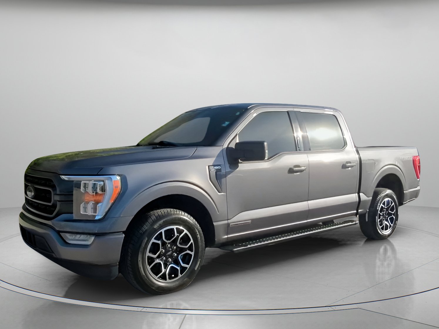 Certified 2021 Ford F150 XLT w/ Equipment Group 302A High image 12