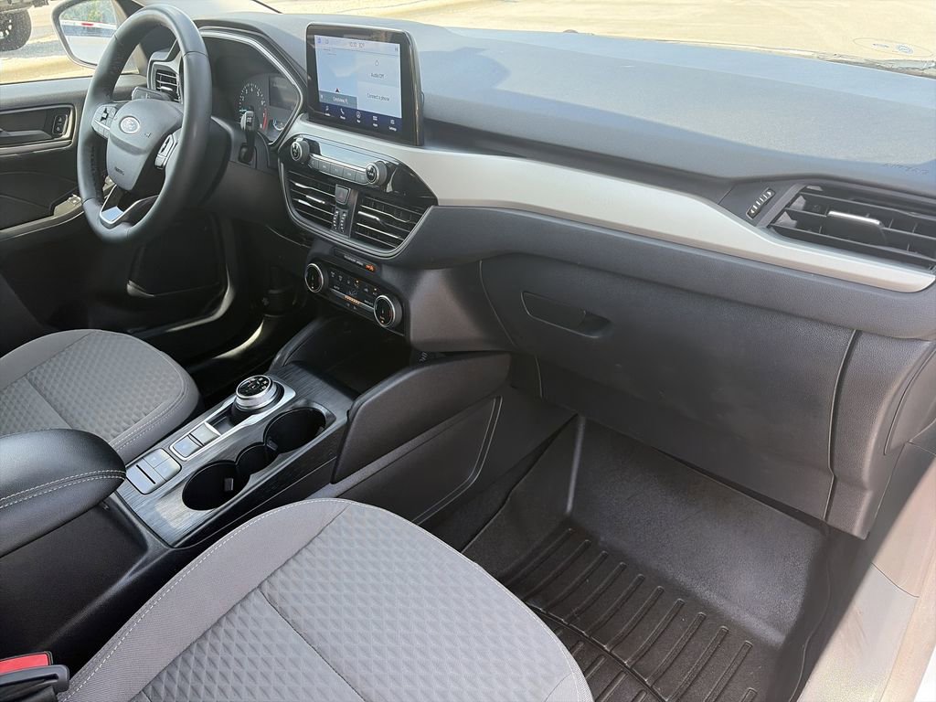 Used 2022 Ford Escape SE w/ Convenience Package FWD image 33
