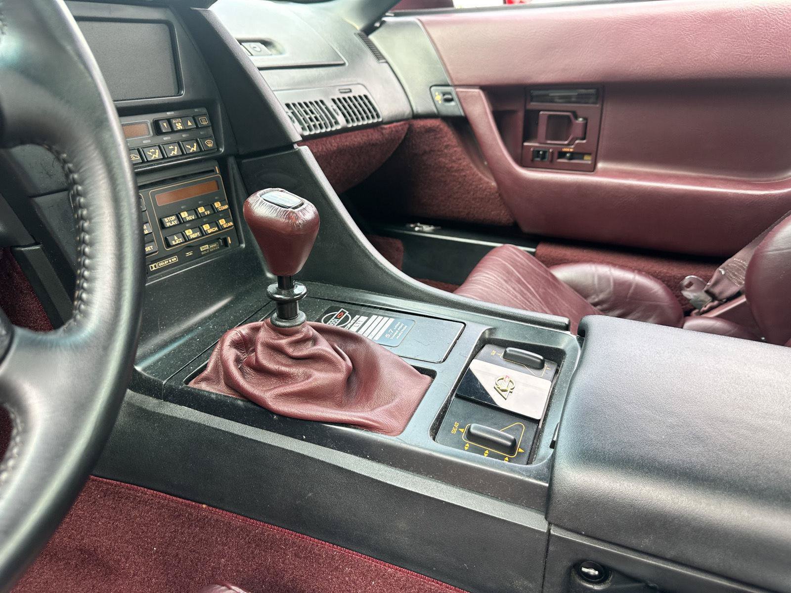 Used 1993 Chevrolet Corvette Coupe RWD image 17