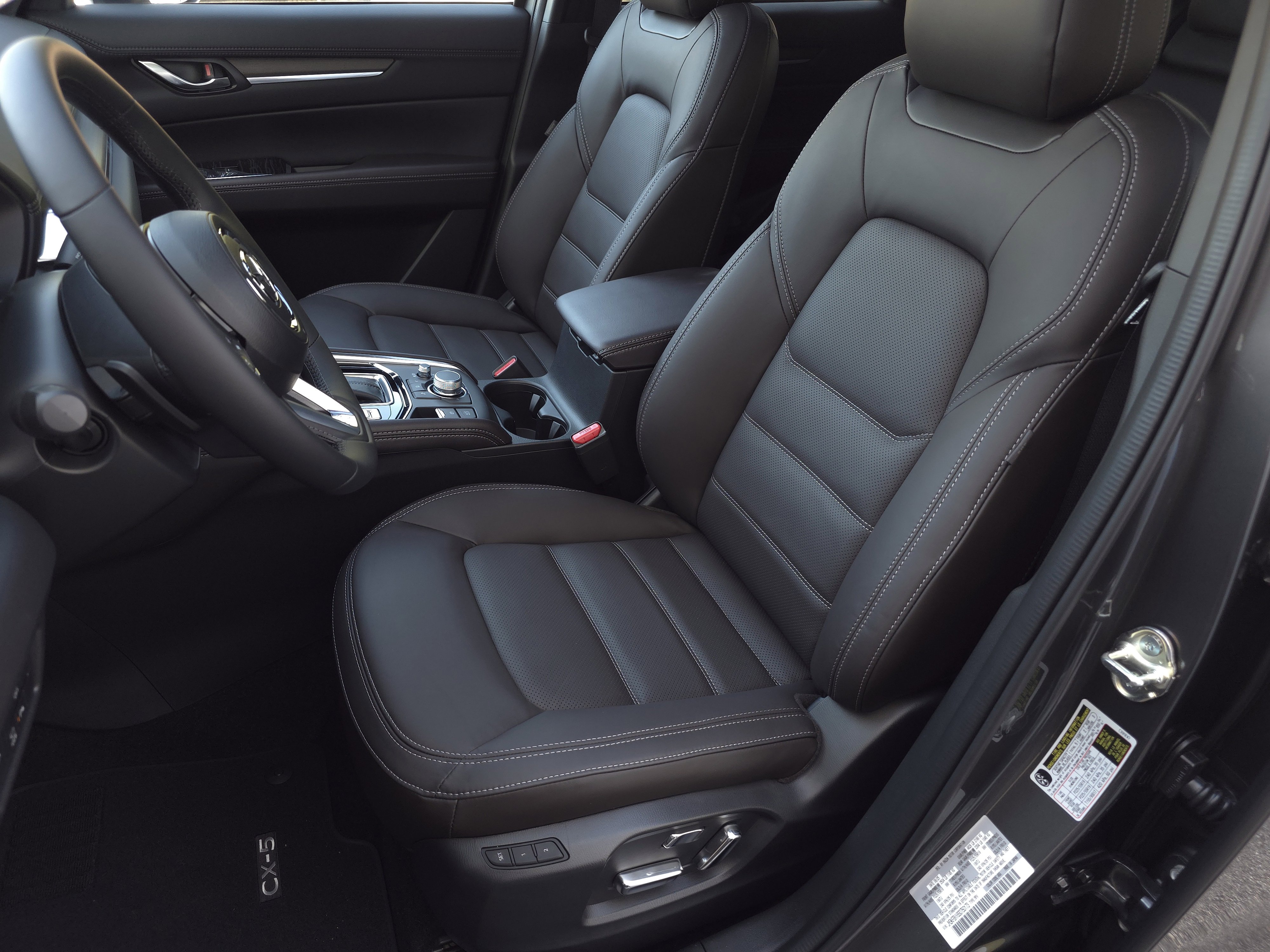 New 2025 MAZDA CX-5 Signature image 10