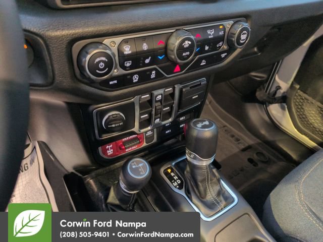 Used 2024 Jeep Wrangler Unlimited Sport AWD/4WD image 17