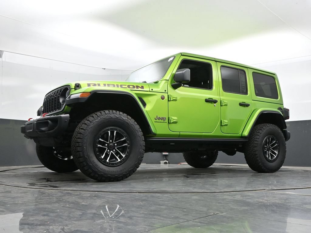 Used 2025 Jeep Wrangler Unlimited Rubicon AWD/4WD image 45
