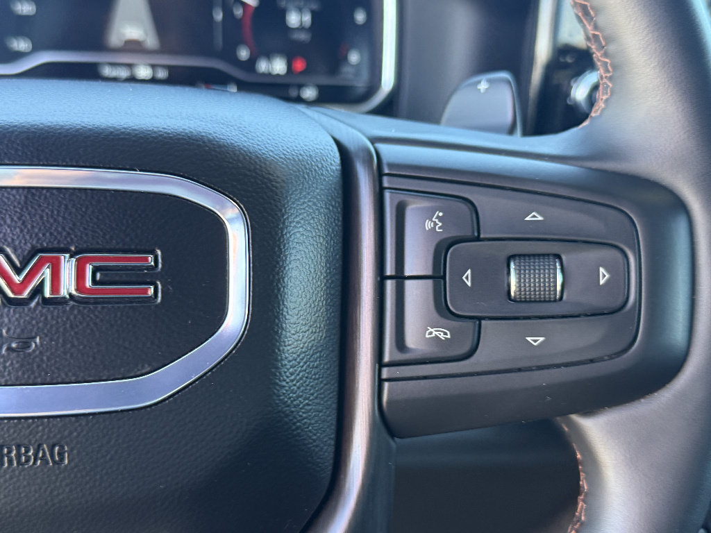 Used 2024 GMC Sierra 1500 Denali w/ Technology Package AWD/4WD image 14
