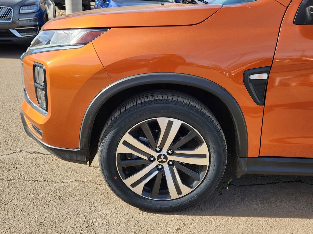 Used 2025 Mitsubishi Outlander Sport ES image 9
