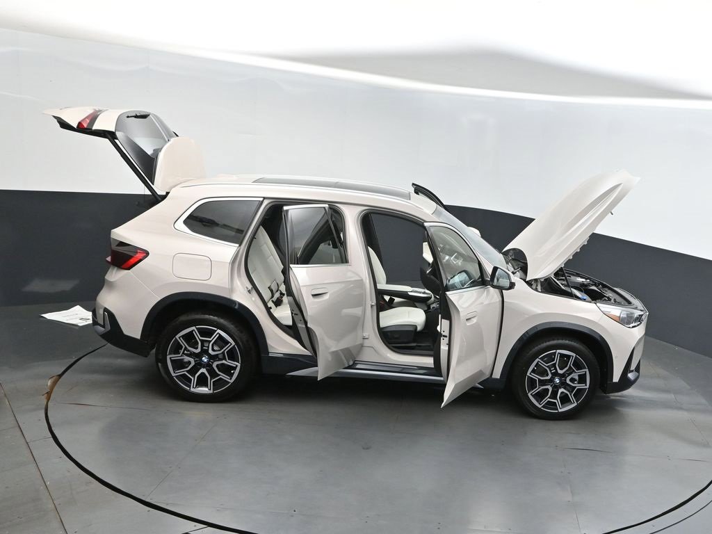 New 2026 BMW X1 xDrive28i w/ Technology Package image 48