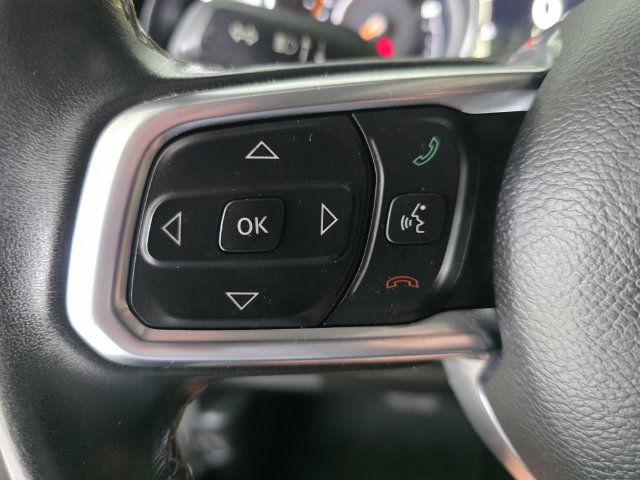 Used 2019 Jeep Wrangler Unlimited Sahara w/ Safety Group AWD/4WD image 21
