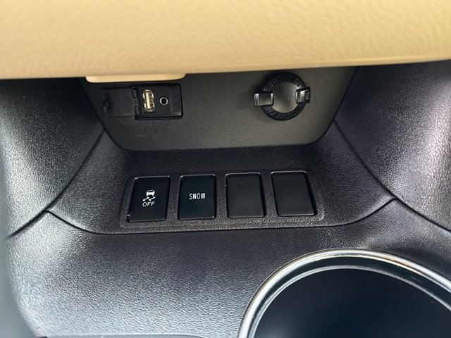 Used 2016 Toyota Highlander Plus image 23