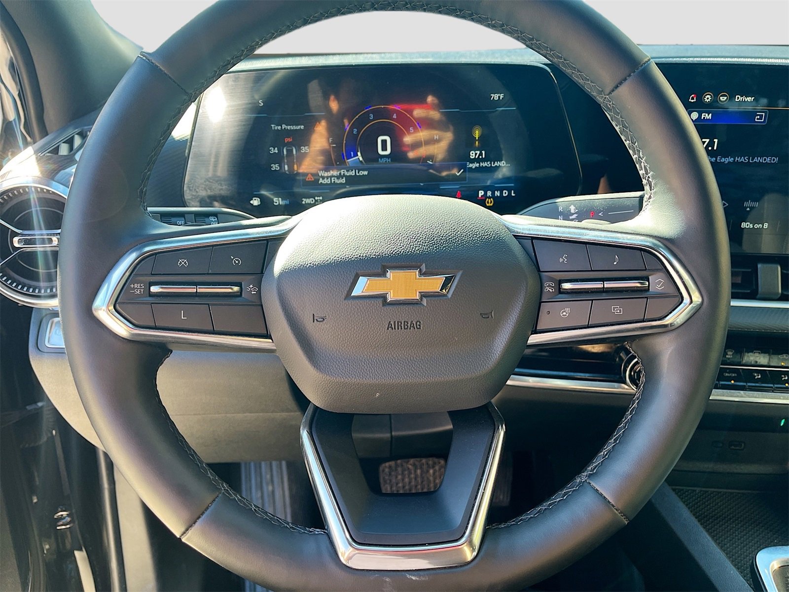 Used 2025 Chevrolet Equinox LT image 11