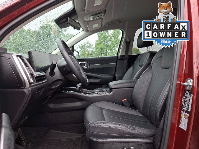 Used 2025 Kia Sorento S AWD/4WD image 16