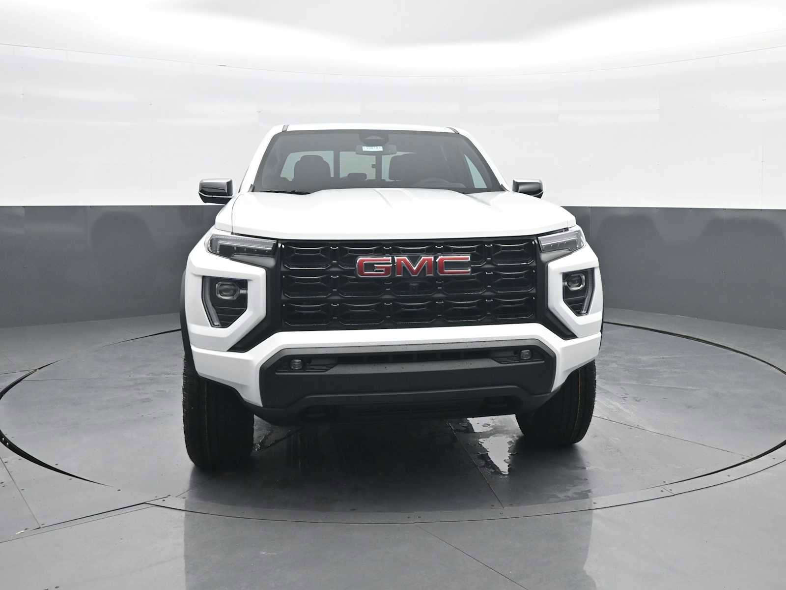 New 2026 GMC Canyon Elevation w/ Convenience Package image 2