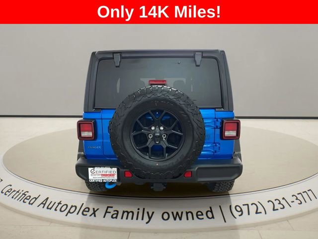 Used 2024 Jeep Wrangler Unlimited image 3