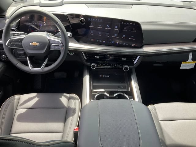 New 2026 Chevrolet Suburban Premier AWD/4WD image 15