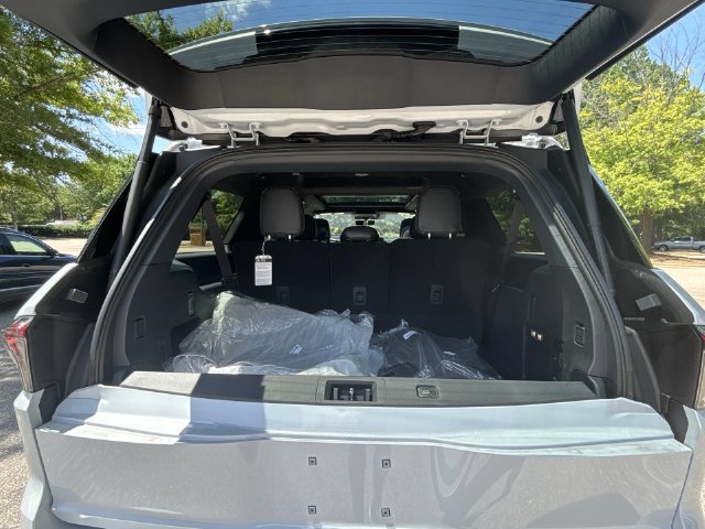 New 2025 Lincoln Navigator L Black Label AWD/4WD image 26