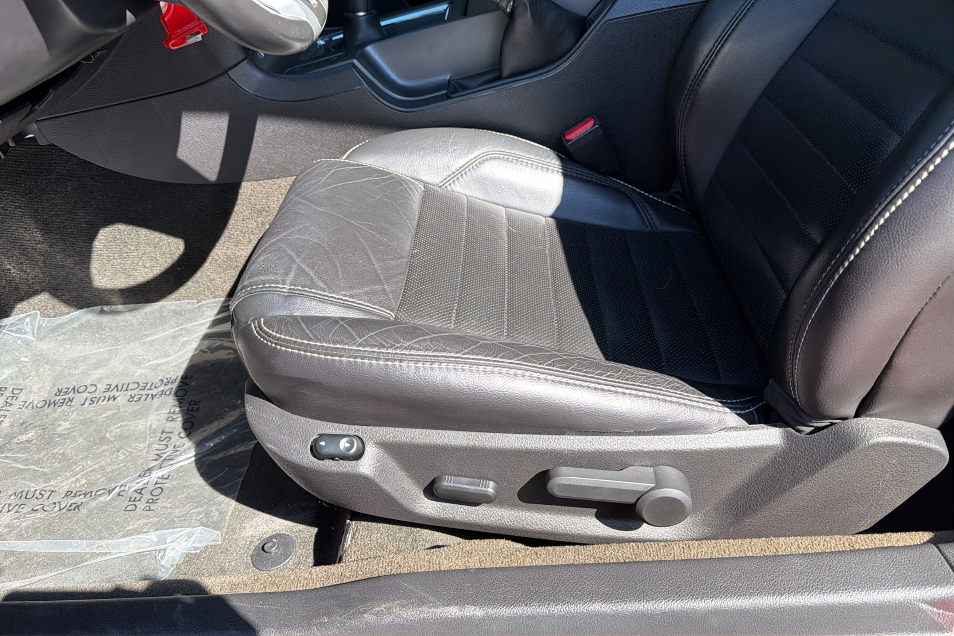 Used 2013 Ford Mustang GT Premium w/ Security Pkg RWD image 20