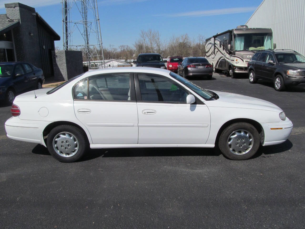 Used 1999 Oldsmobile Cutlass GL w/ Convenience Pkg image 5