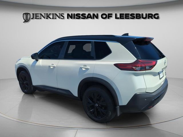 Certified 2023 Nissan Rogue SV w/ SV Premium B Package FWD image 9