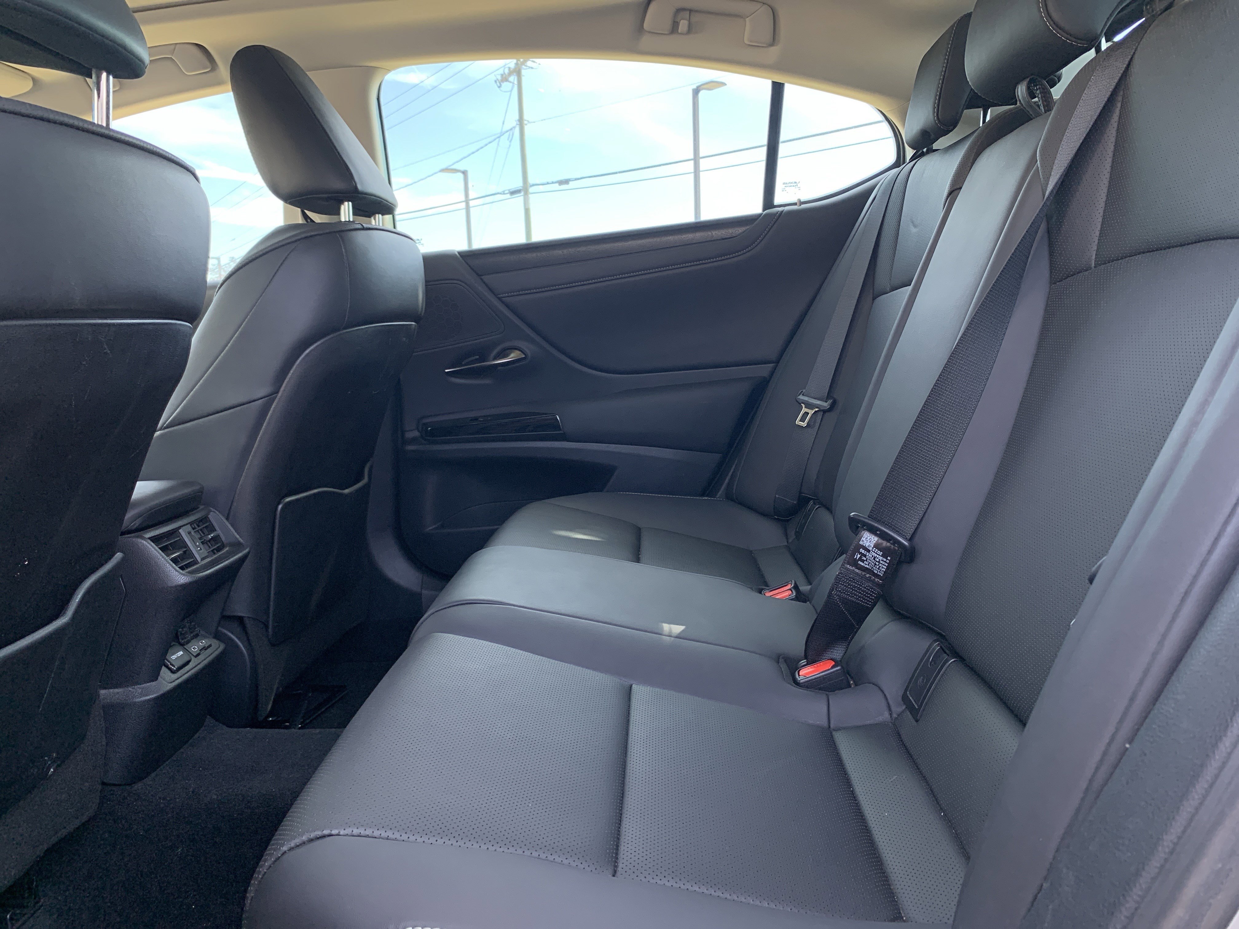 Used 2023 Lexus ES 350 w/ Premium Package image 28