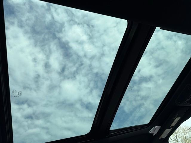 Used 2017 Ford F150 Raptor w/ Equipment Group 802A Luxury image 7