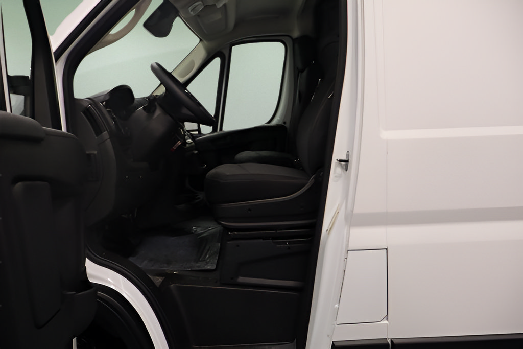 New 2025 RAM ProMaster 2500 FWD image 8