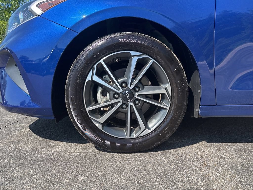 Certified 2023 Kia Forte LXS FWD image 11