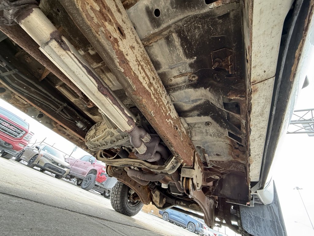 Used 2005 Ford F250 XL image 13