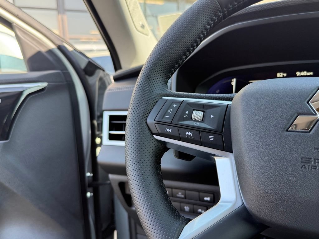 New 2026 Mitsubishi Outlander SEL AWD/4WD image 23