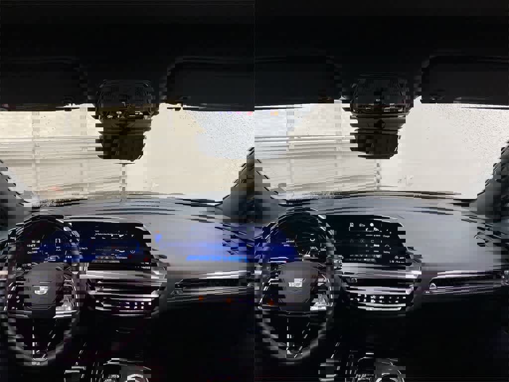 Certified 2025 Cadillac Lyriq Luxury w/ Nappa Leather Package image 13