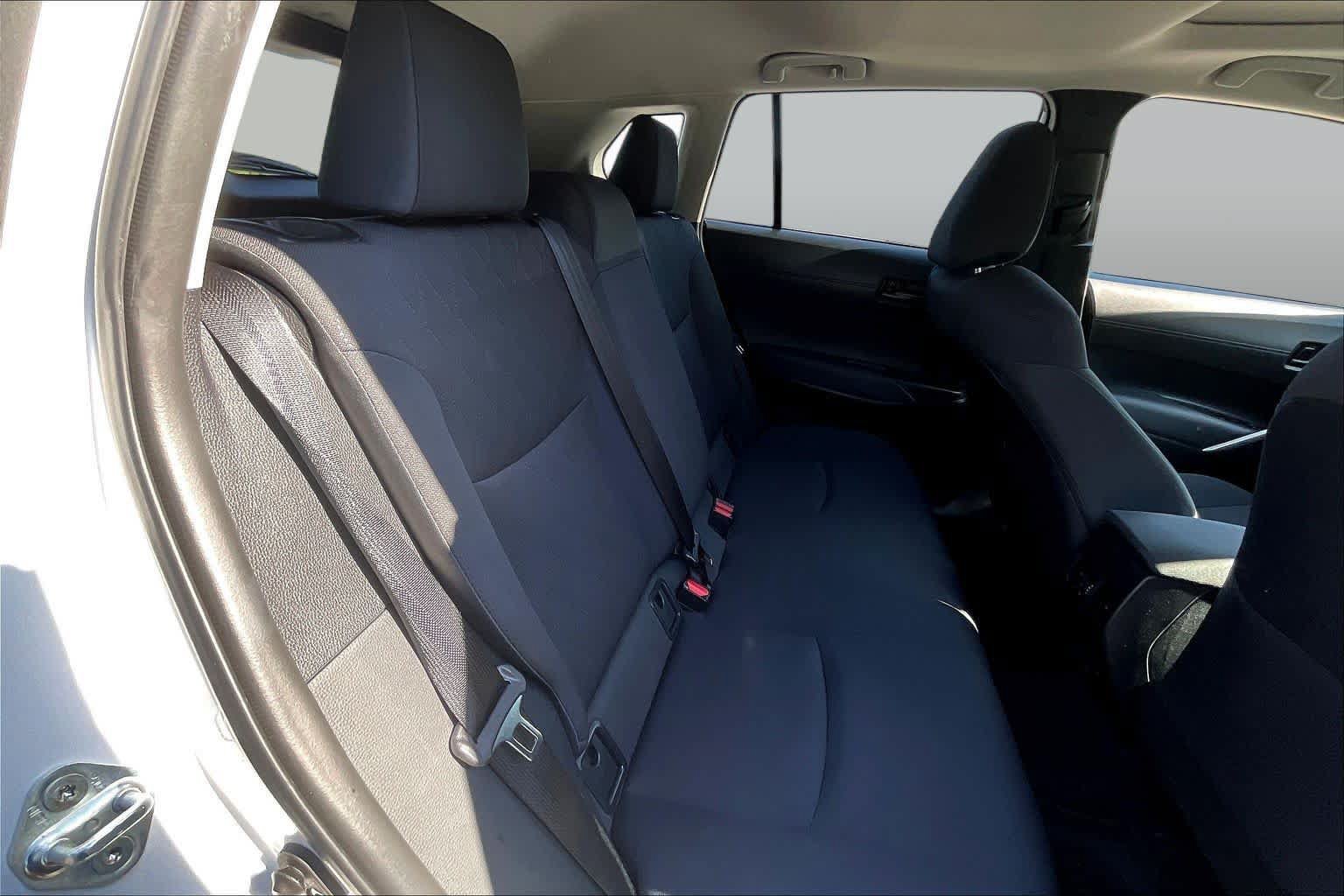 Used 2023 Toyota Corolla Cross LE w/ Moonroof Package FWD image 21