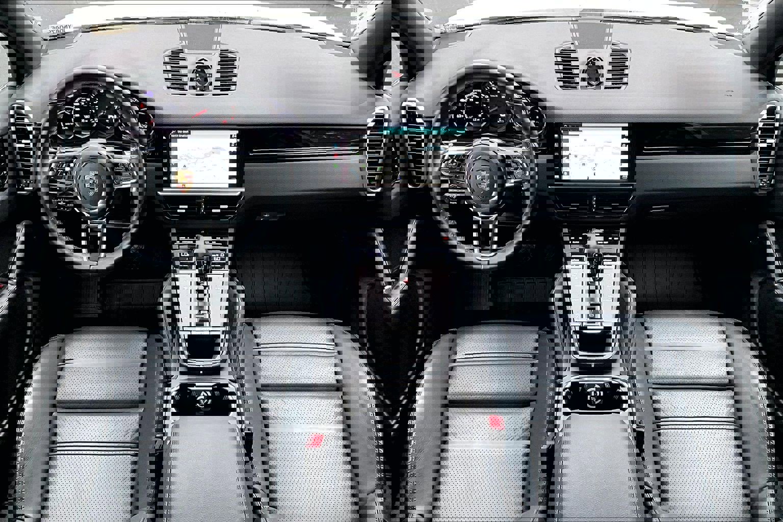 Used 2022 Porsche Cayenne Platinum Edition image 16