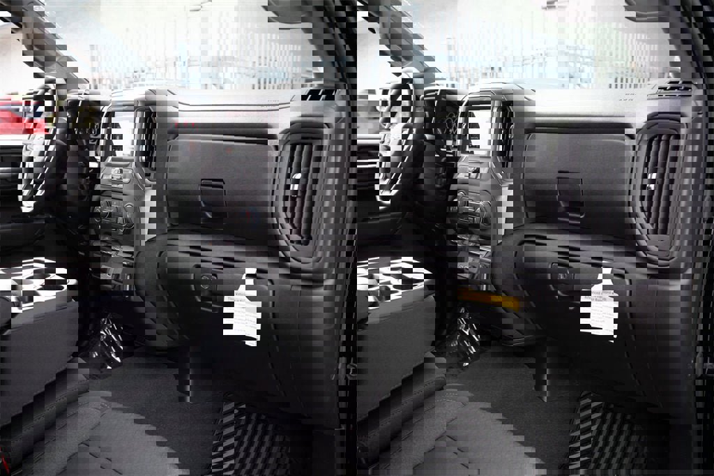 Used 2025 Chevrolet Silverado 1500 Custom w/ Rally Edition image 44