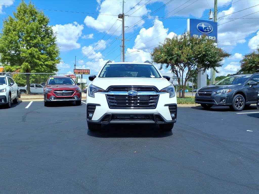 New 2025 Subaru Ascent Limited image 2
