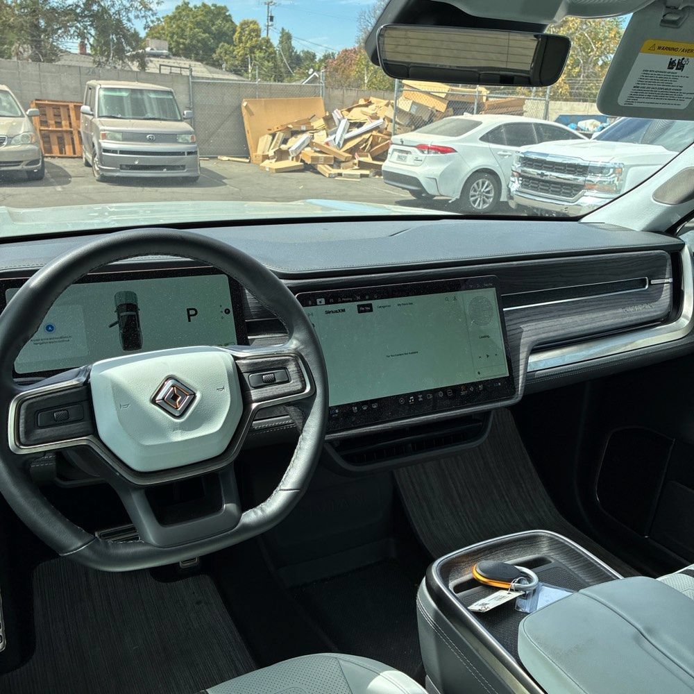 Used 2024 Rivian R1T Adventure Dual AWD/4WD image 15
