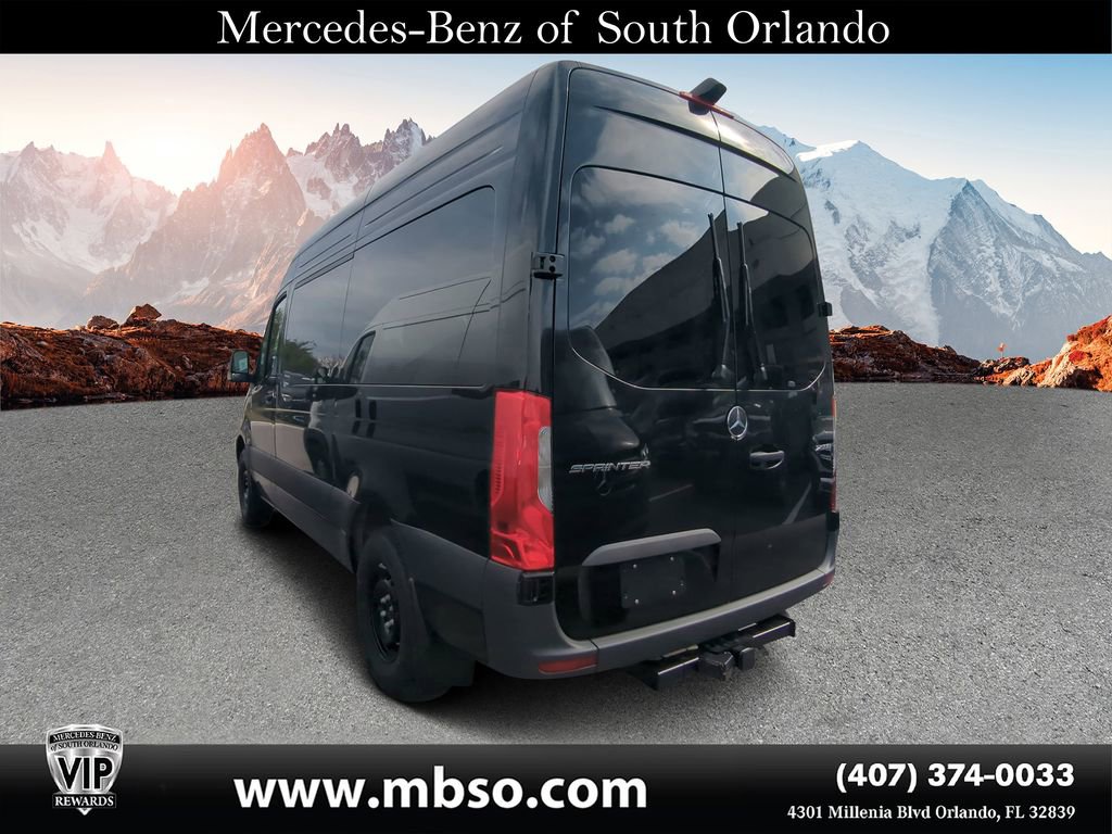 Used 2025 Mercedes-Benz Sprinter 2500 image 16