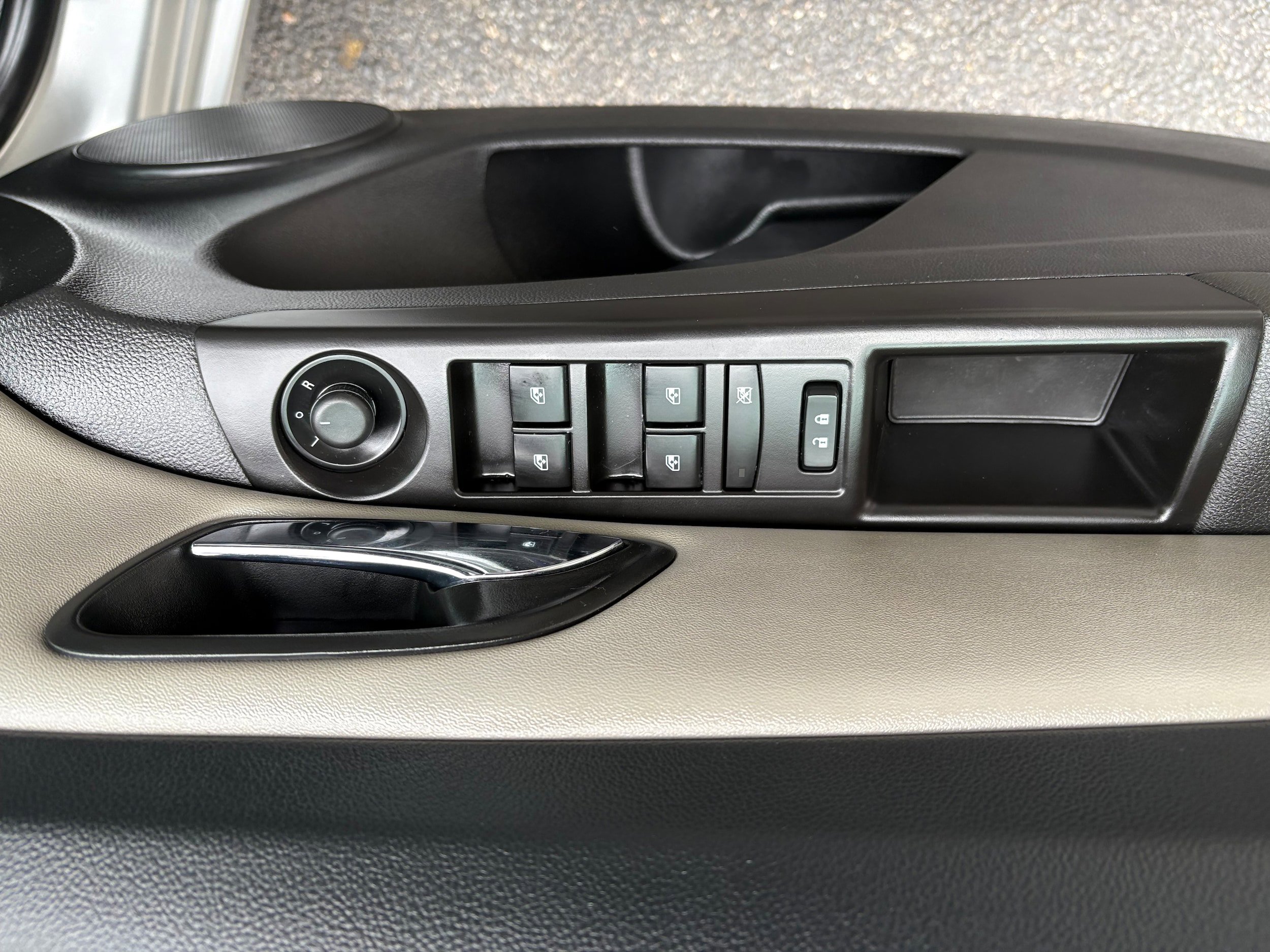 Used 2016 Chevrolet Cruze LS FWD image 27