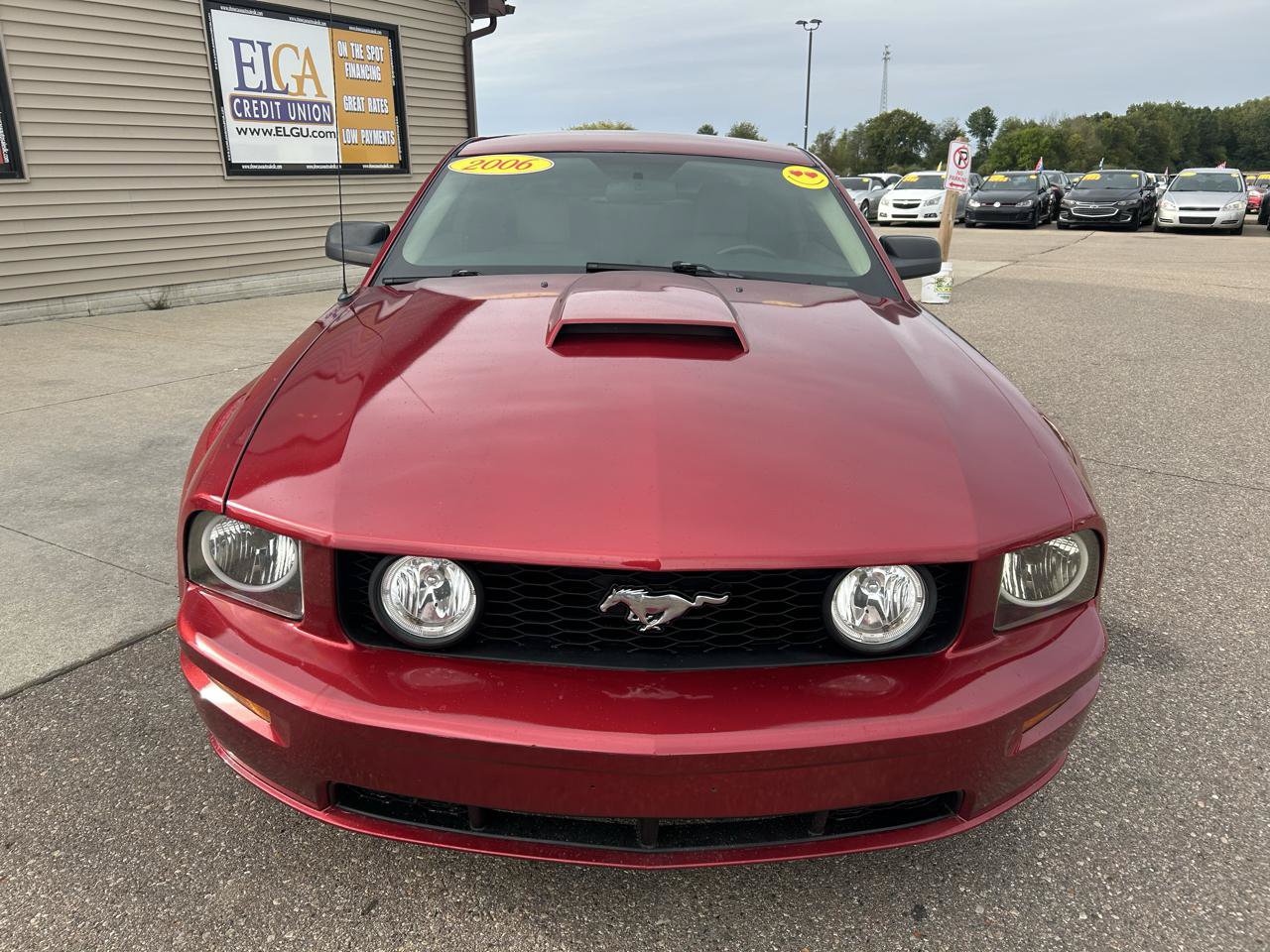 Used 2006 Ford Mustang GT RWD image 2