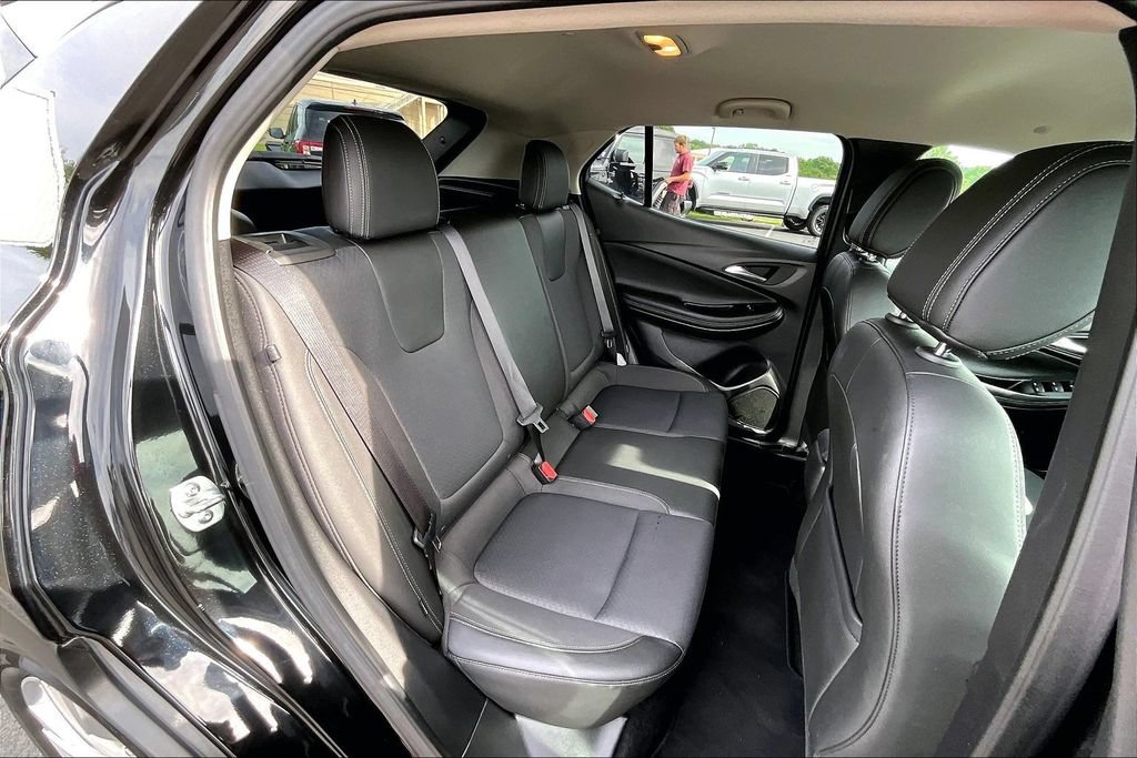 Used 2025 Buick Encore GX Preferred FWD image 27