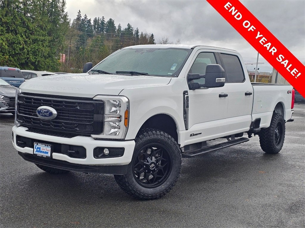 Used 2024 Ford F350 XLT image 1
