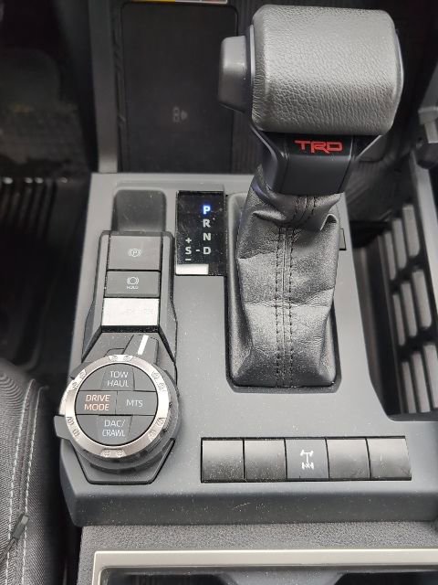 Used 2024 Toyota Tacoma TRD Off-Road w/ TRD Off Road Upgrade Package AWD/4WD image 18