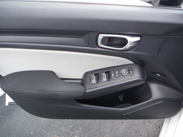 Used 2024 Honda Civic LX image 9