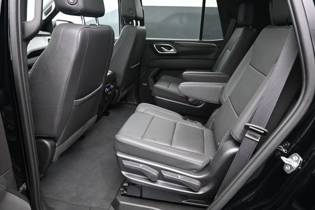 Used 2023 Chevrolet Tahoe Z71 w/ Luxury Package AWD/4WD image 16