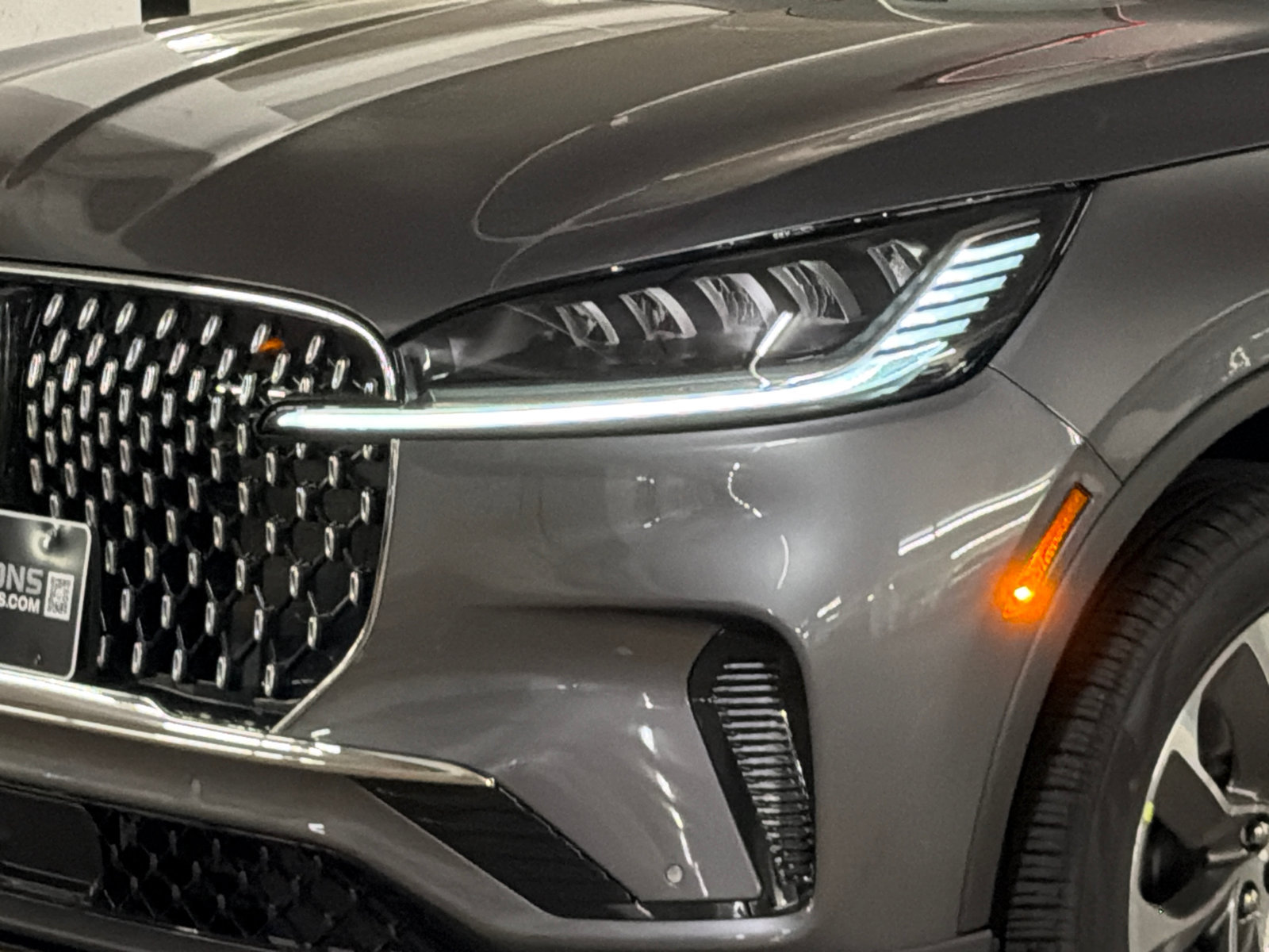 New 2027 Lincoln Aviator Reserve AWD/4WD image 2