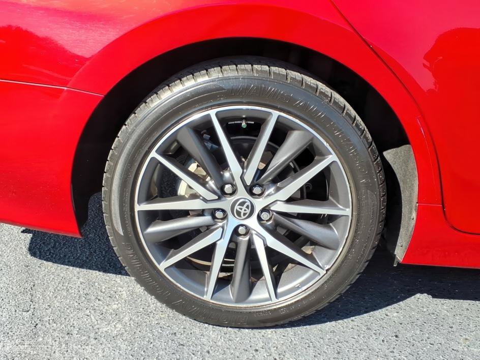 Certified 2023 Toyota Camry XLE FWD image 6