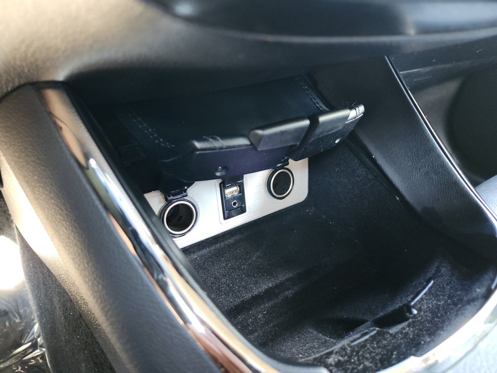 Used 2018 Toyota Avalon XLE FWD image 15
