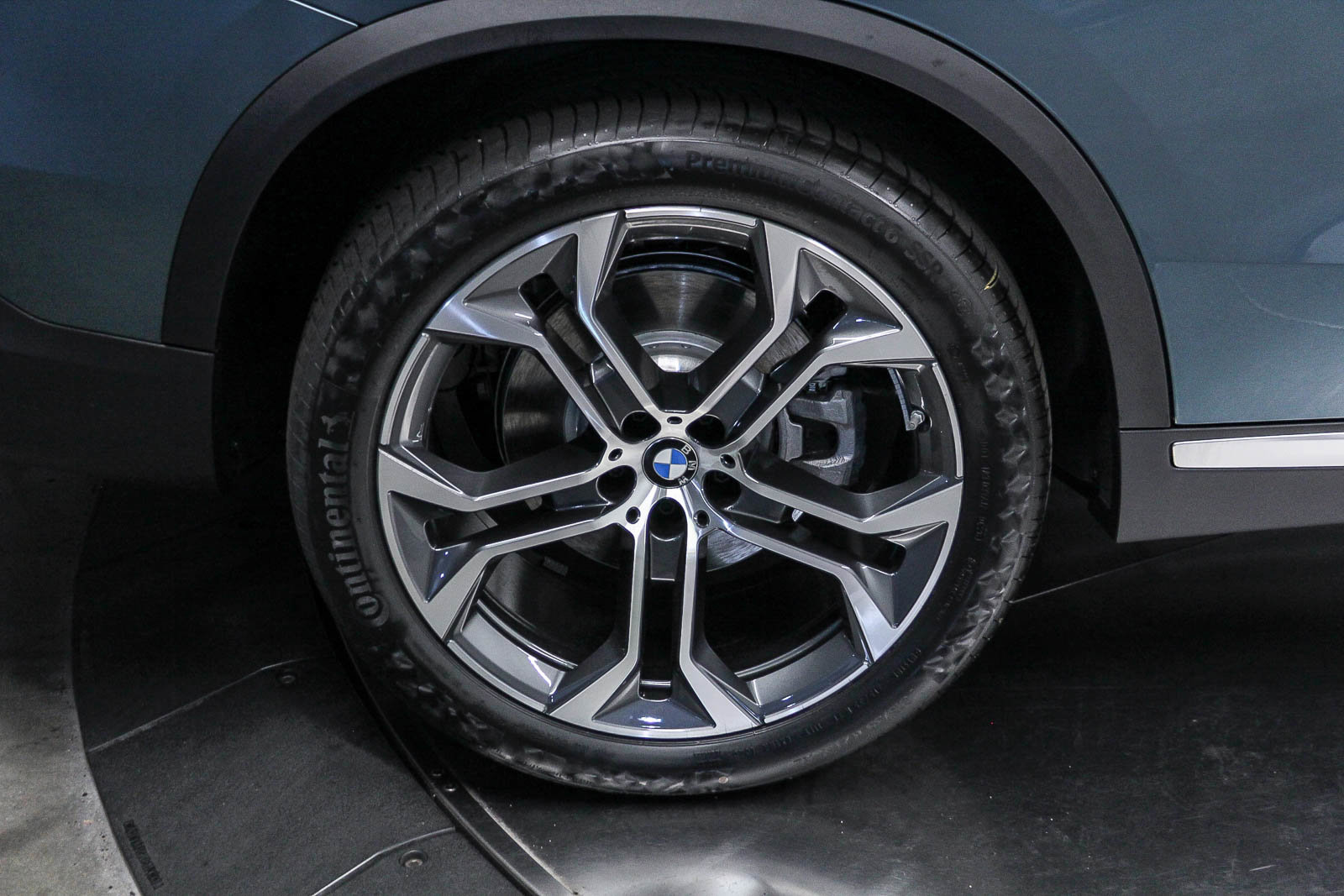 New 2026 BMW X5 sDrive40i RWD image 8