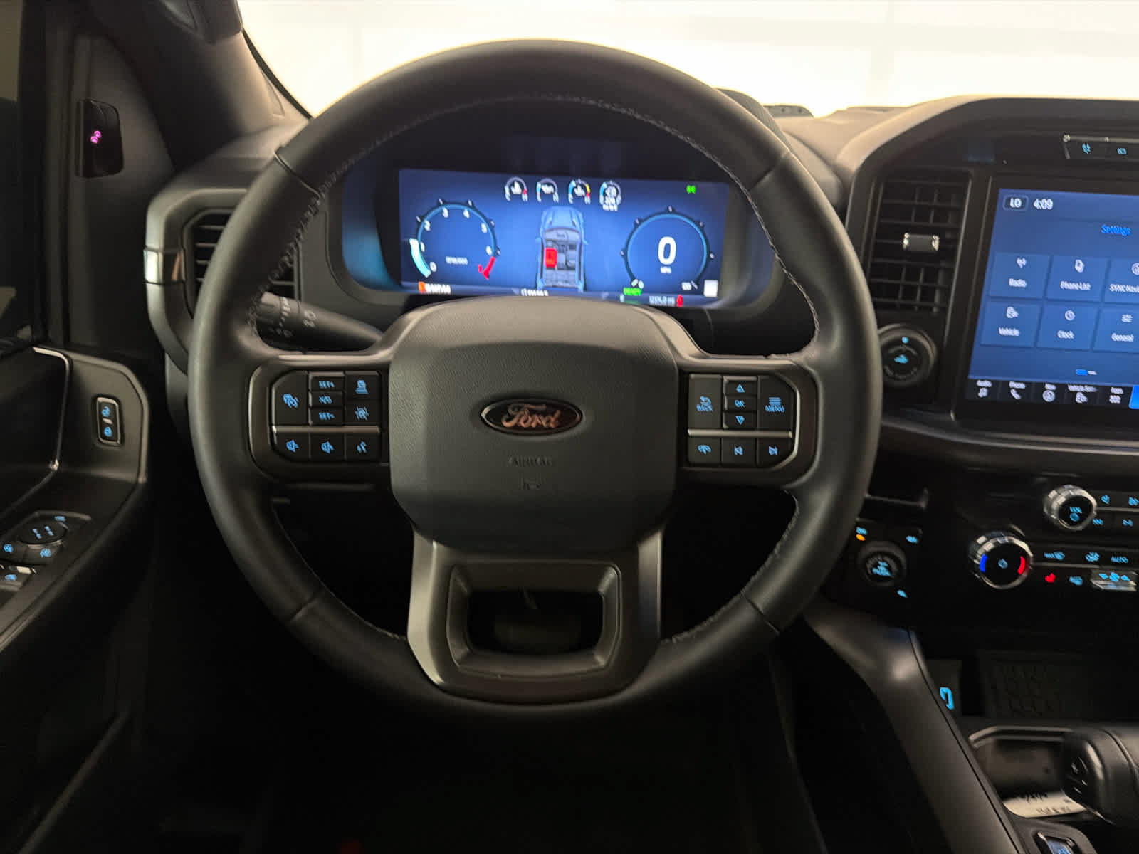 Used 2024 Ford F150 XLT w/ Equipment Group 302A MID AWD/4WD image 17