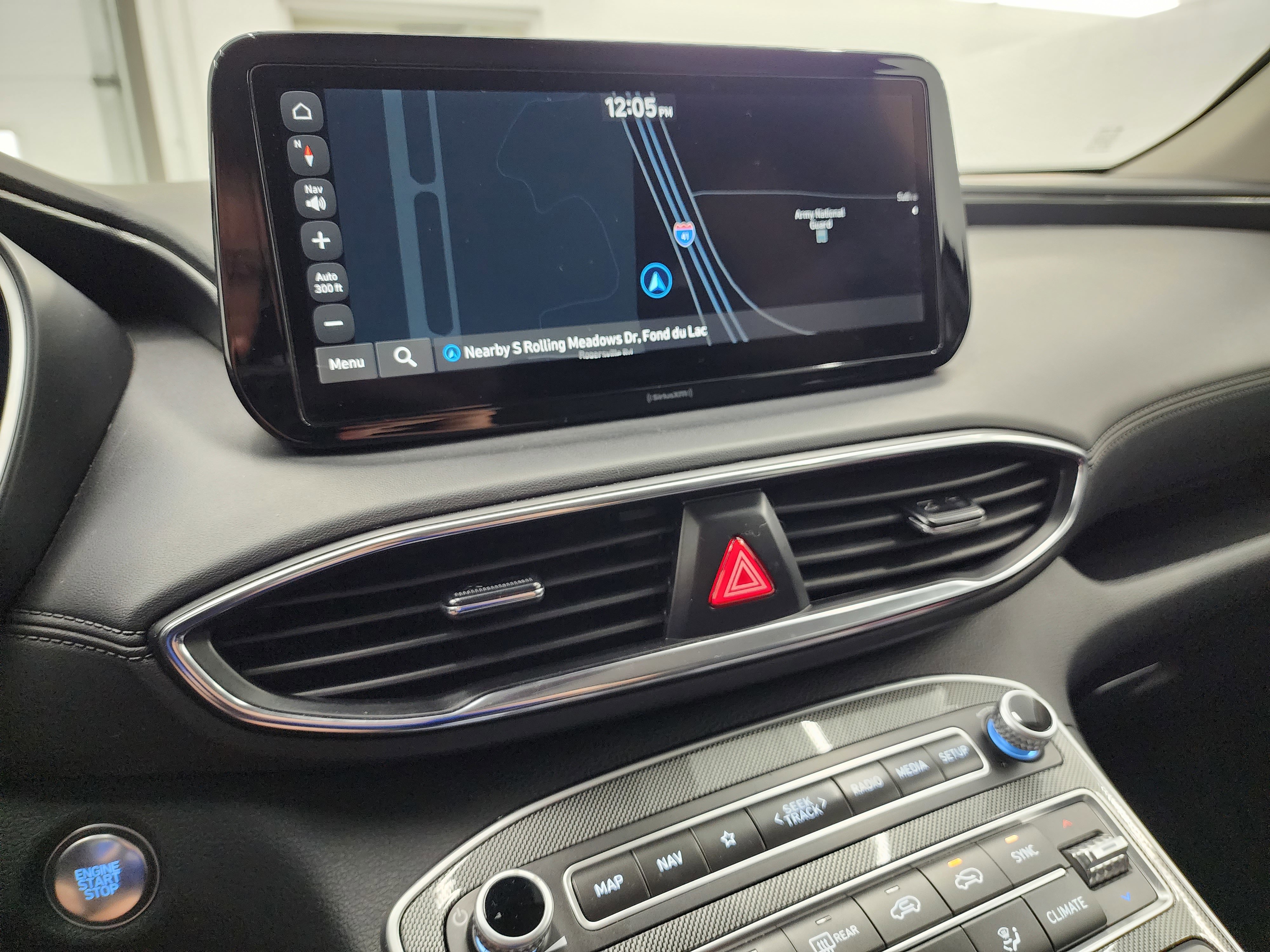 Used 2023 Hyundai Santa Fe SEL image 11