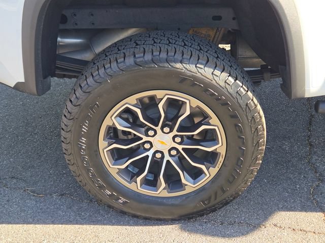 Used 2022 Chevrolet Colorado ZR2 AWD/4WD image 12