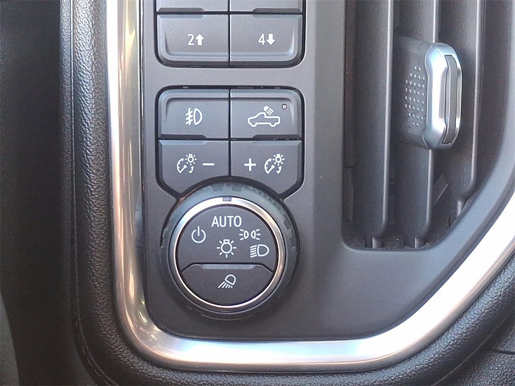 Used 2020 Chevrolet Silverado 2500 LTZ w/ Technology Package image 26