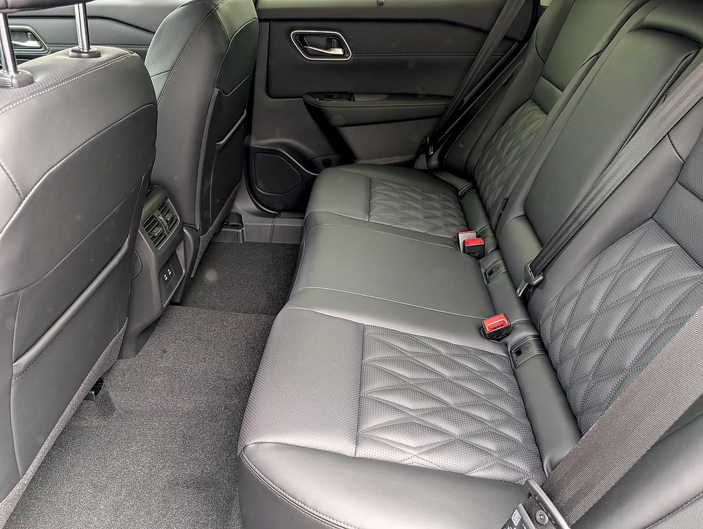 New 2026 Nissan Rogue Platinum AWD/4WD image 25